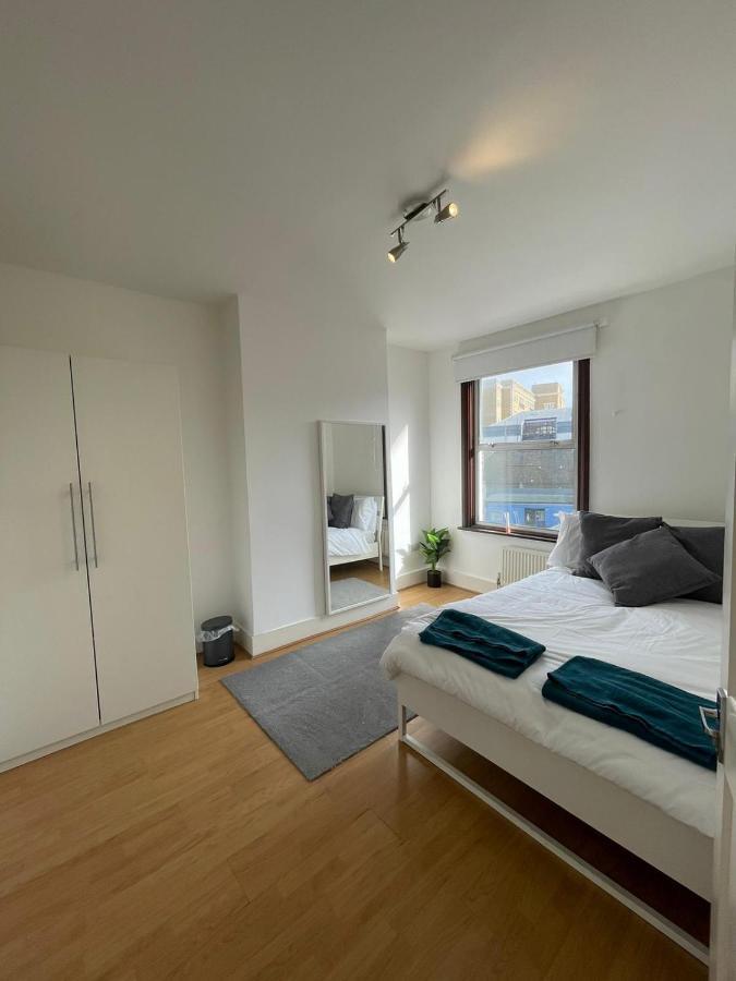 Amazing 3 Bedroom Flat Minutes From Tower Bridge London Exterior photo